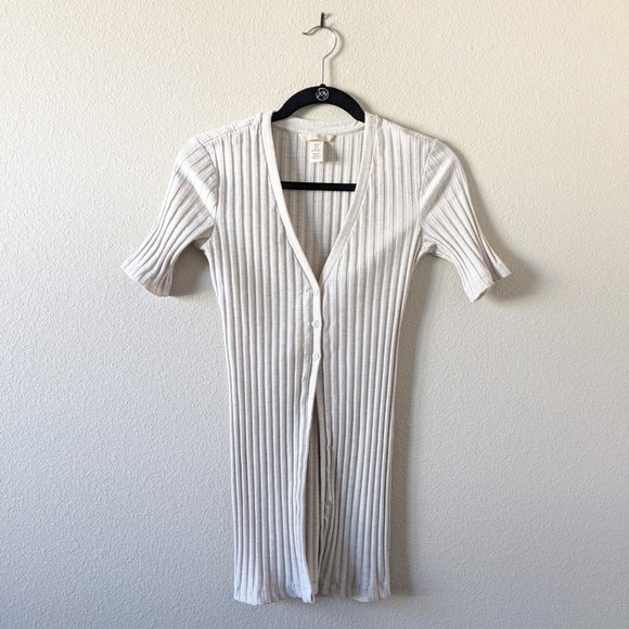 H&M Tops - H&M Button Detail Ribbed Top